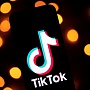 Tiktok стал помечать подозрительный контент баннером Tiktok стал помечать подозрительный контент баннером